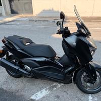 Yamaha X-Max 300 - 2023