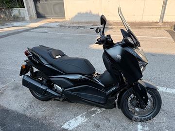 Yamaha X-Max 300 - 2023