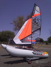 Minicat 420 catamarano a vela con accessori