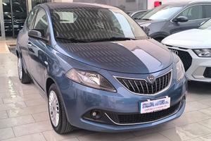 Lancia Ypsilon 1.0 CC S&S Hybrid Ecochic Gold 2022