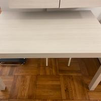 Tavolo da cucina e sedie