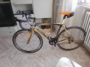 Bici da corsa Scott