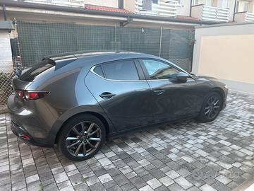 Mazda 3 e-Skyactiv G 122 CV (2021) Hybrid