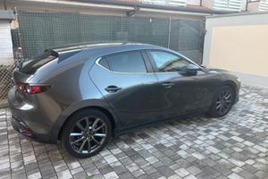 Mazda 3 e-Skyactiv G 122 CV (2021) Hybrid