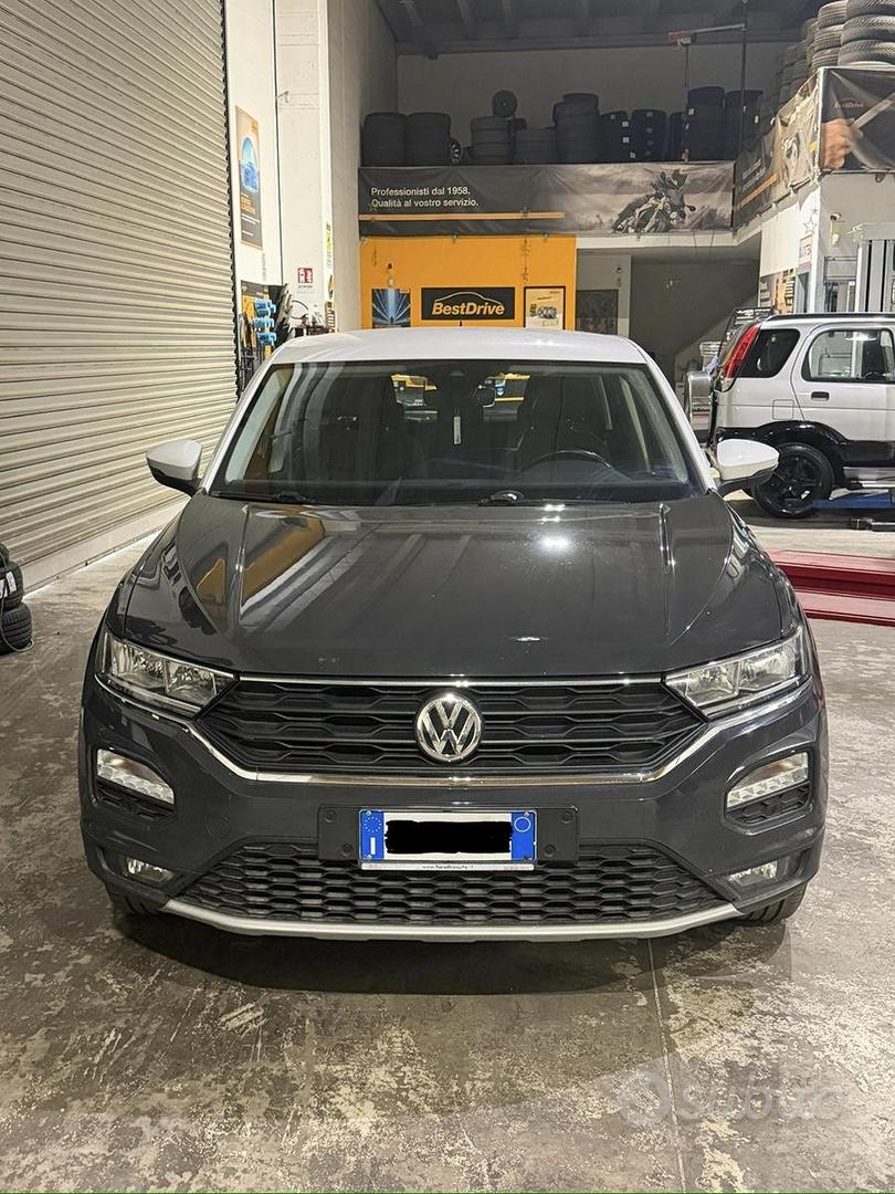 Volkswagen T-Roc 2019 photo 2