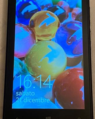 Smartphone Microsoft Lumia 435 con scatola