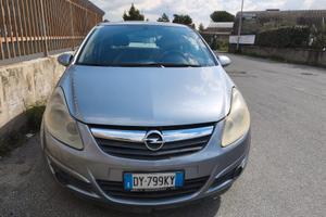 Opel corsa 4serie 