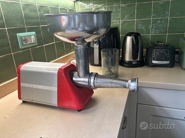 Macchina per passata