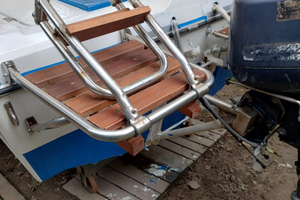 Motoscafo con motore