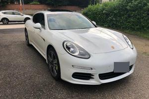 Porsche panamera hybrid 2014 bianca