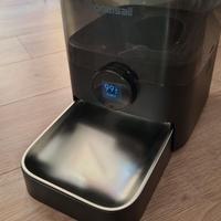 distributore automatico cibo gatti smart