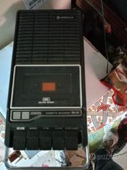 registratore cassette Hitachi  			