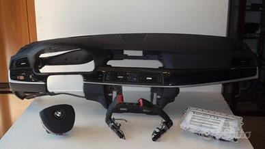 BMW SERIE 5 DAL  2011  KIT AIRBAG più ricambi vari