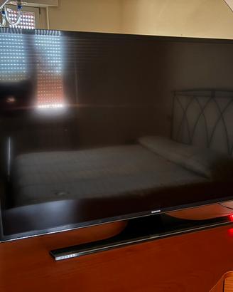 Smart TV Samsung 40” 4K (JU6400)