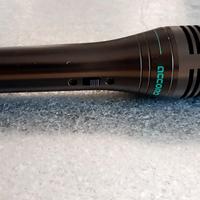 Microfono dinamico Accord con portamicrofono