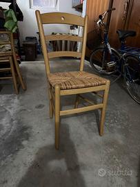 4 sedie in legno e paglia