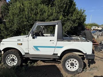 Suzuki sj 413 SAMURAI