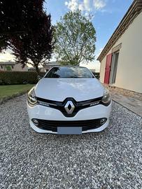 Renault clio 4 tce enrgy 0.9 Costume national