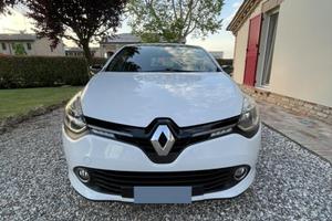 Renault clio 4 tce enrgy 0.9 Costume national
