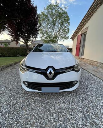 Renault clio 4 tce enrgy 0.9 Costume national