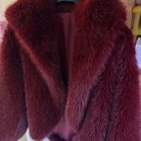 Ecopelliccia over com cappuccio