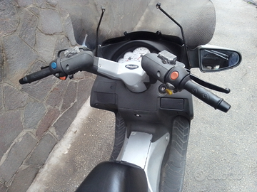 Malaguti Madison 400cc 500