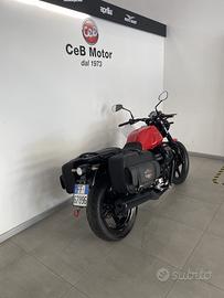 MOTO GUZZI V7 STONE