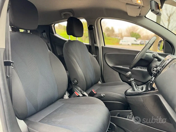Lancia Ypsilon Gold gpl garanzia
