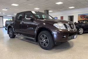 Nissan Navara 2.5 dCi 190CV 4x4 Manuale GancioTrai