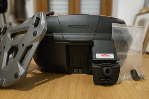 TOP CASE + PIASTRA DUCATI MULTISTRADA V2s 2025