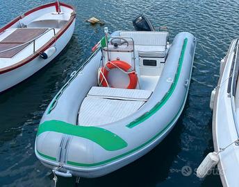 Gommone Lomac 460 con motore 40cv