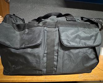 Borsone da viaggio Privilege in nylon nero
