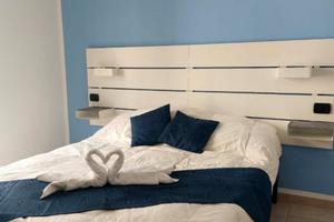 Casa egregia a 150 mt daal mare