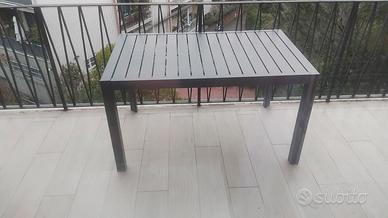 tavolo da esterno in alluminio allungabile grigio