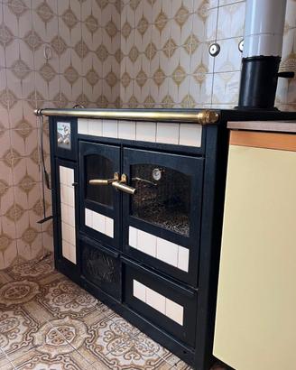 TERMOCUCINA A LEGNA KLOVER USATA