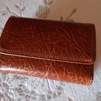 Portafoglio vernice donna