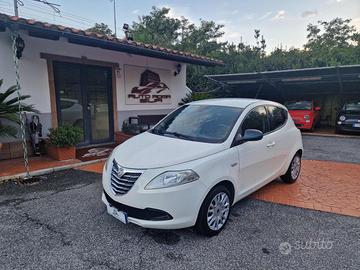 LANCIA Ypsilon 1.2 69 CV 5 porte S&S TAGLIANDATA