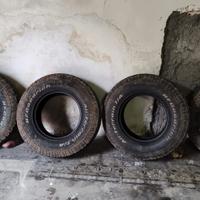 Pneumatici fuoristrada 235/85 R16