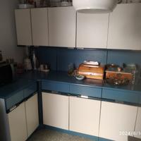 Cucina angolare vintage bianco / avion