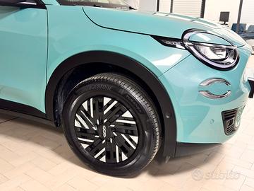 Fiat 600 Hybrid Mhev Celestial Blue anno 31-10-24