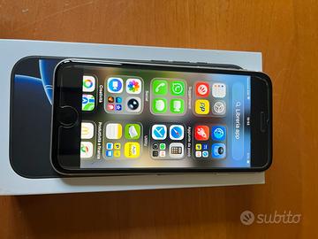 iPhone SE del 2023