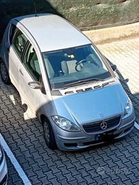 Regalasi Mercedes Classe A per pezzi di ricambio