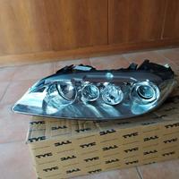 faro anteriore Mazda 6