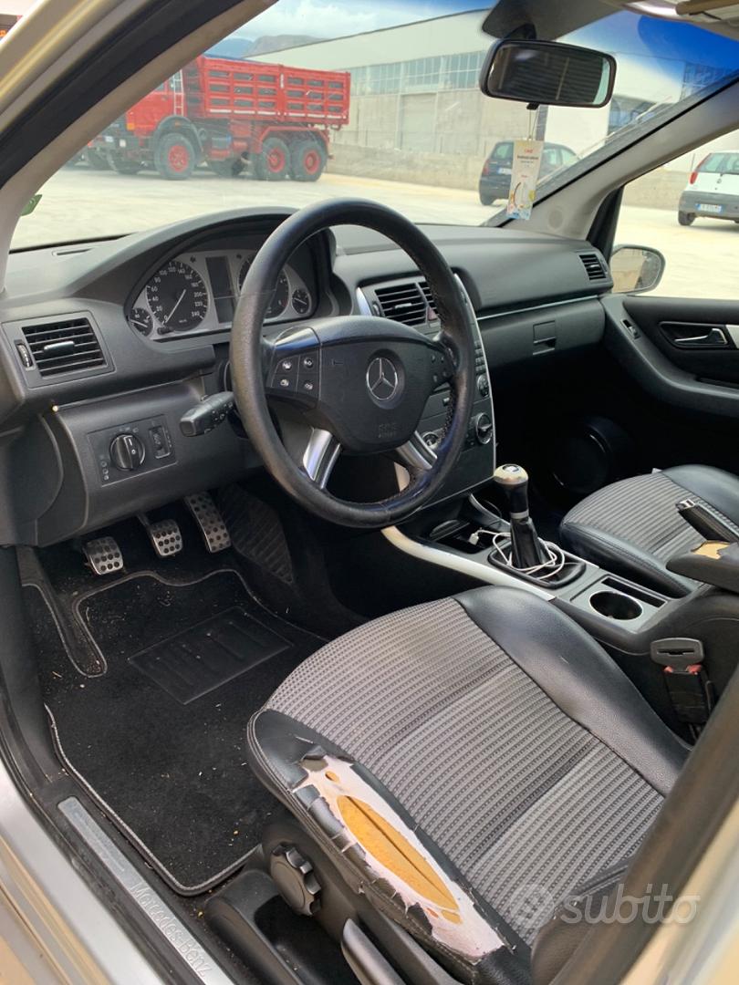 ALPINE KIT-8MB - Montavimo Komplektas Mercedes A Class W169, B Class T245, Vito