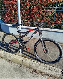 Mountain bike rockrider 520