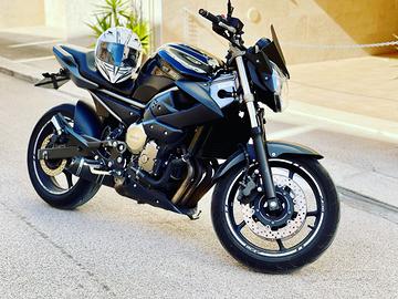 Yamaha XJ6