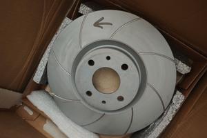 Dischi anteriori baffati + past. Fiat/Lancia/Alfa