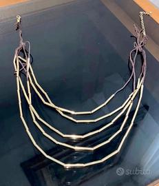 Collana collier con perline tubolari dorate