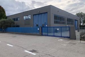 Capannone Industriale / Artigianale di 700mq