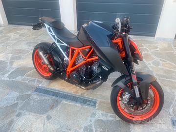 KTM Superduke 1290 R